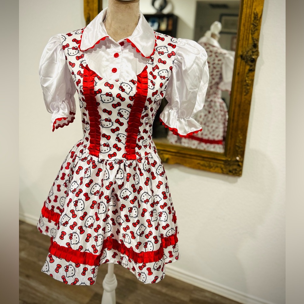 Hello Kitty Mini Dress Sz X-Small - Picture 2 of 6